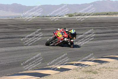 media/Jan-16-2026-CVMA Friday Practice (Fri) [[6f2bf47531]]/5-Racer 4-Trackday1/Session 2 (Bowl)/